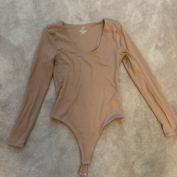 Tops - Body suit.